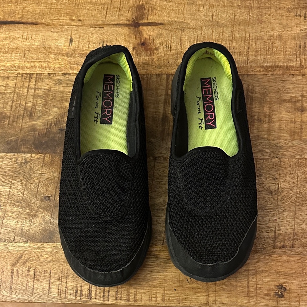 Skechers Black Slip-On Memory Foam size 8